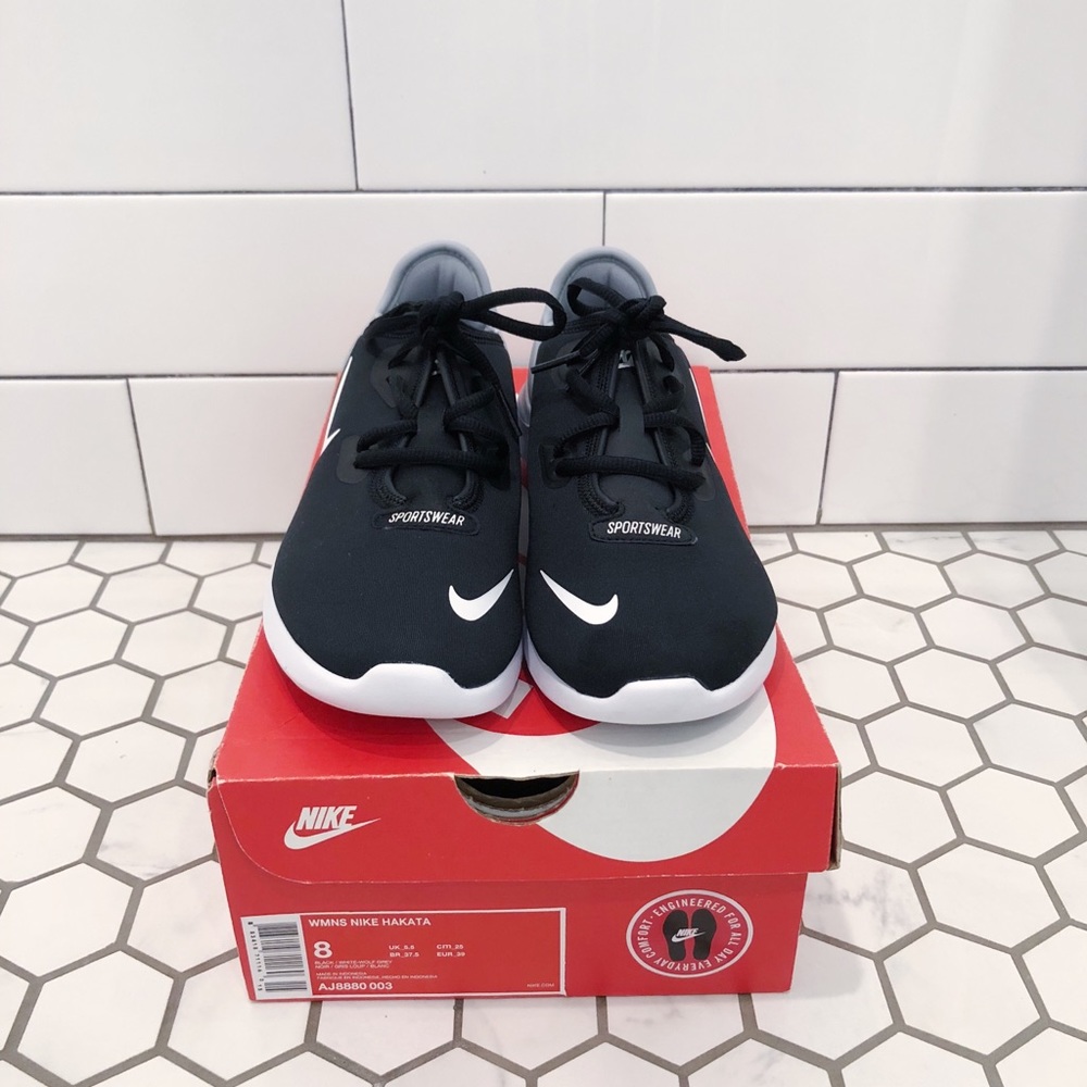 Nike Woman’s Shoes-ONLY worn ONCE!✨ - Picture 1 of 4